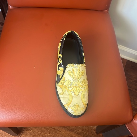 Good condition - Picture 1 of 4